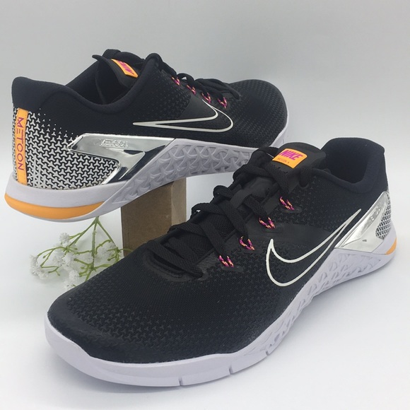 nike metcon 4 orange